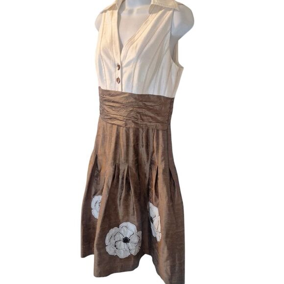 Kay Unger brown , champagne silk dress with floral button accent size 10 - Picture 4 of 10